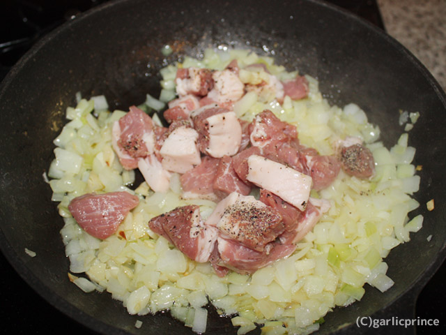 にんにくとタマネギと豚肉