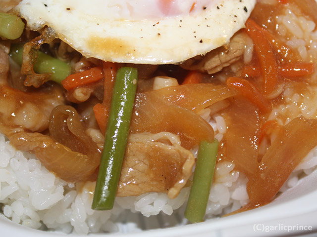 ガーリックバター醤油の豚焼肉丼