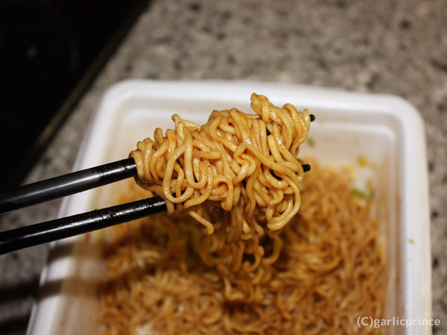 日清デカヤキ ガリマヨ焼そばソース味