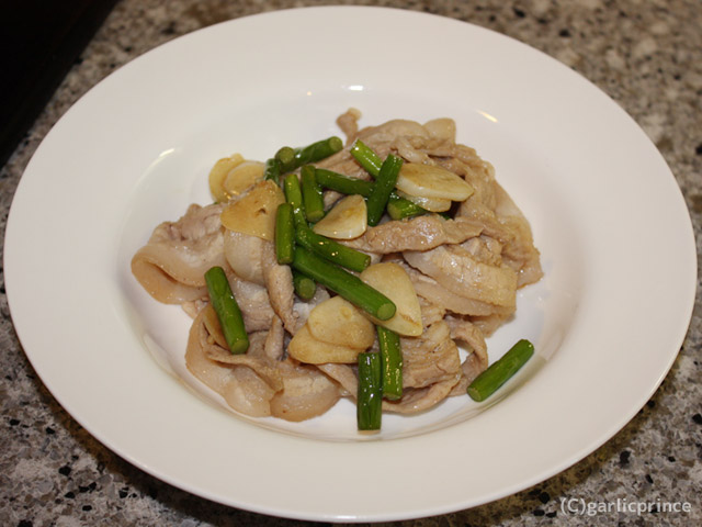 にんにくの芽と豚肉のオイスター炒め